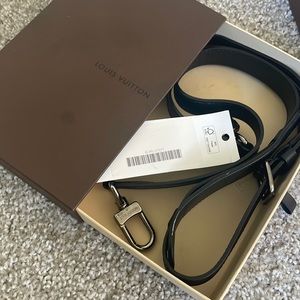 New Authentic Black leather Louis Vuitton keepall strap silver hardware